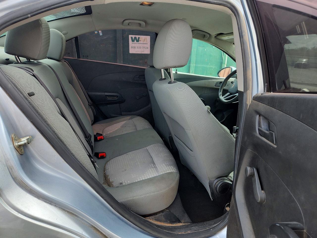 Chevrolet Sonic Ls