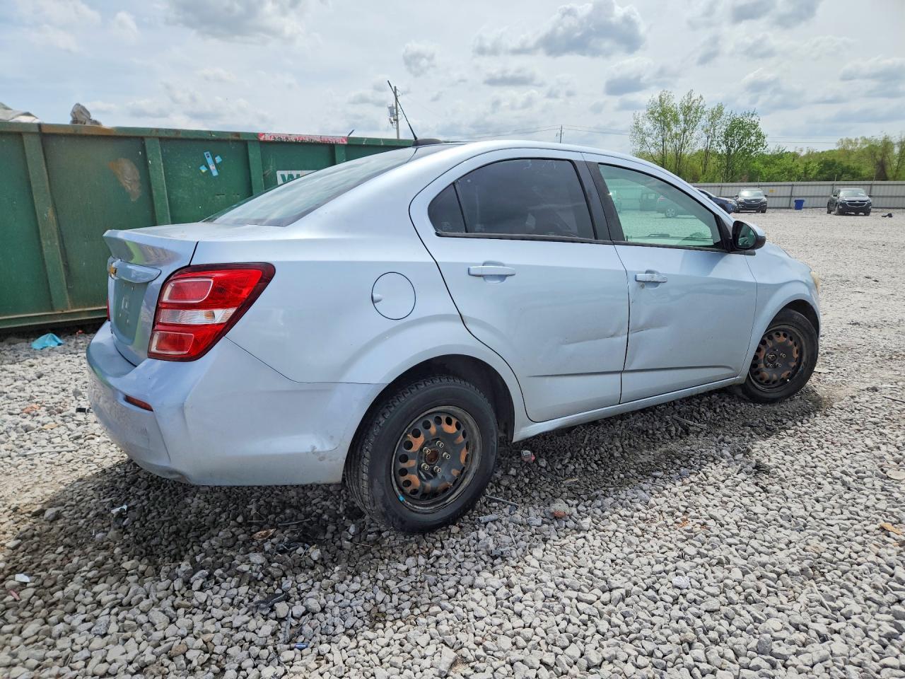 Chevrolet Sonic Ls
