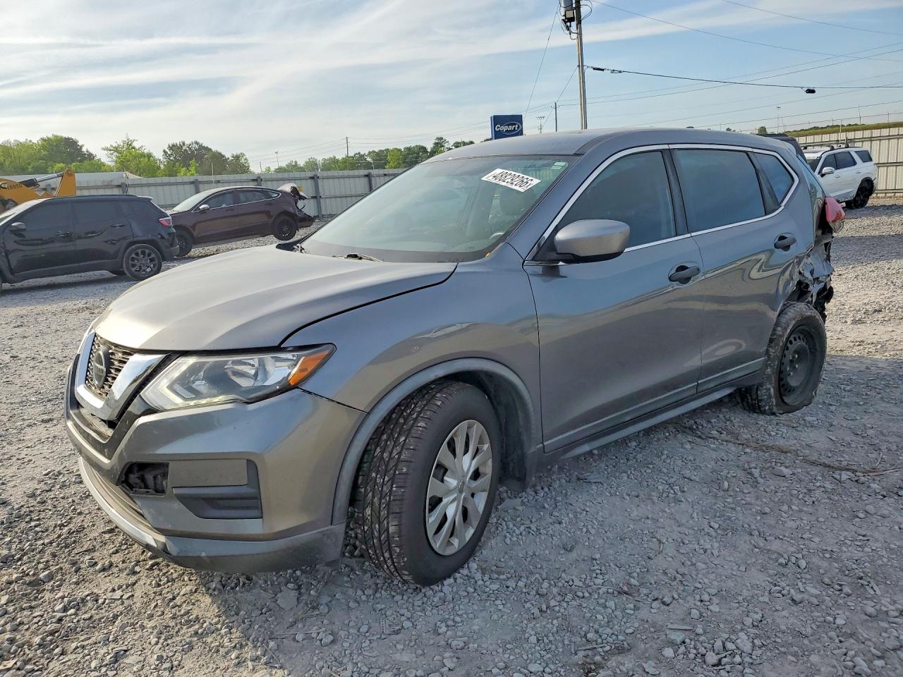 Salvage Nissan Rogue Image