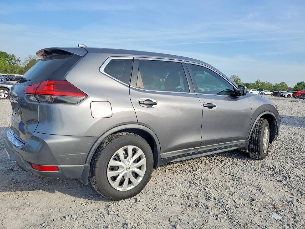 Nissan Rogue S