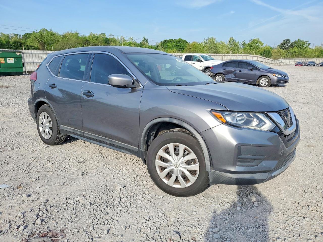 Nissan Rogue S