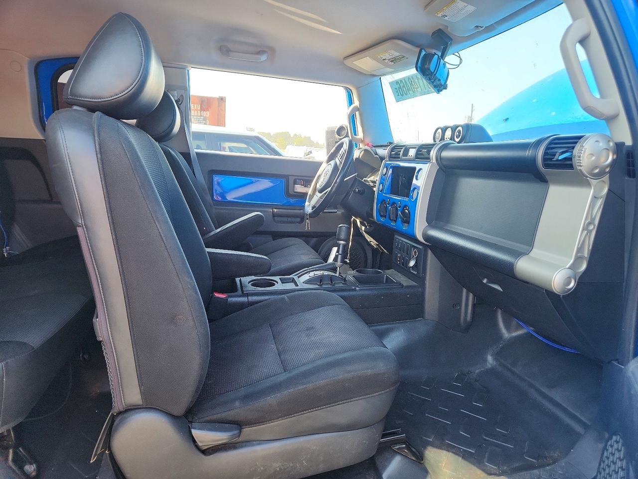 Toyota FJ Cruiser Base