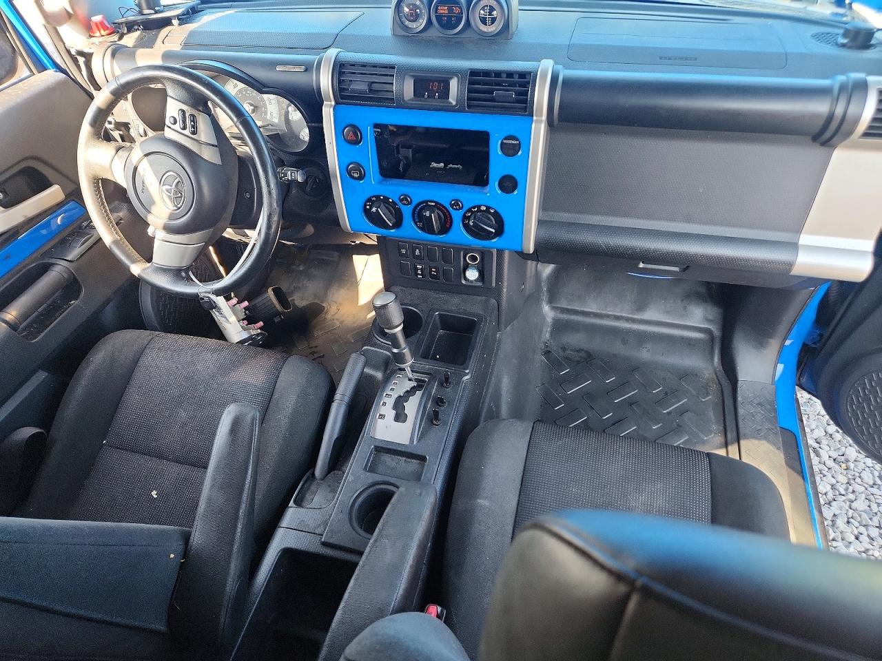 Toyota FJ Cruiser Base