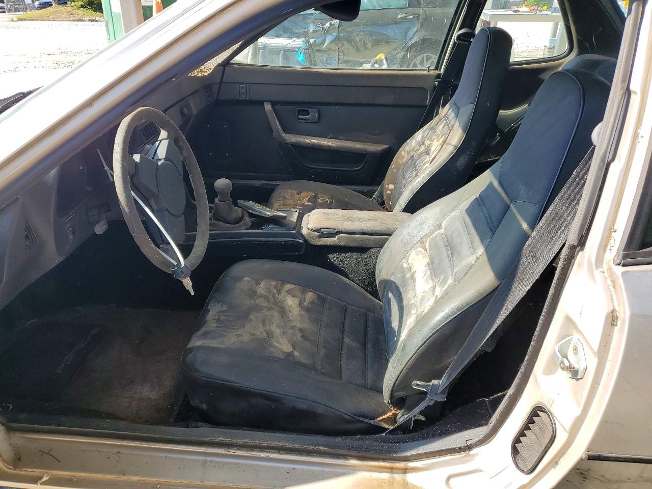 Porsche 924 S