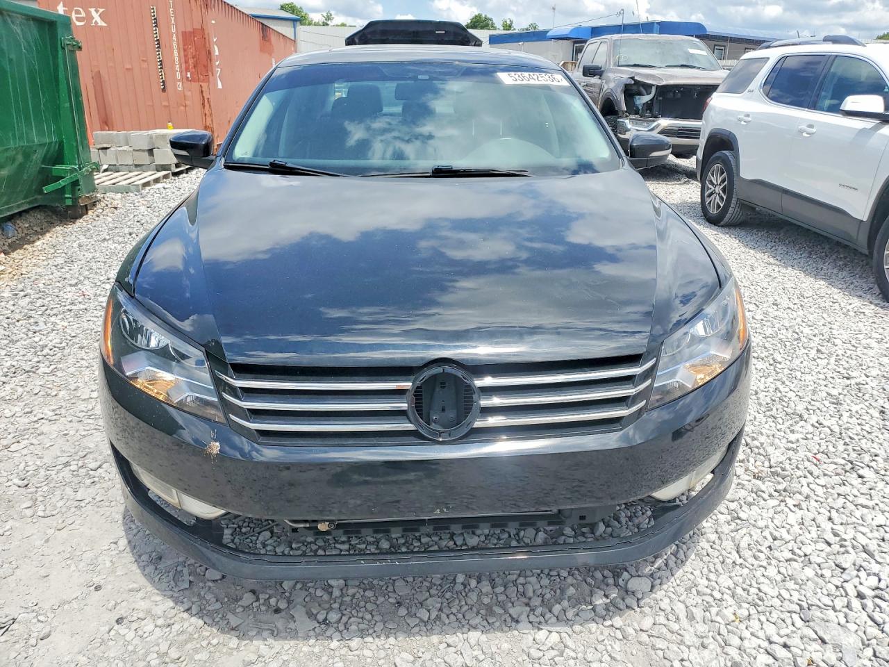 Volkswagen Passat Sel