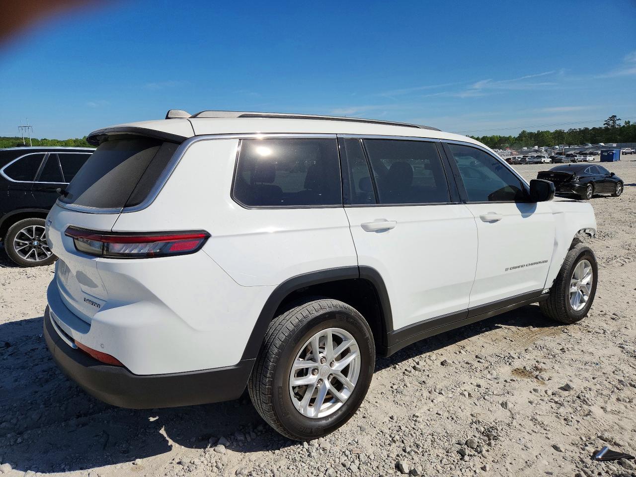 Jeep Cherokee L Laredo