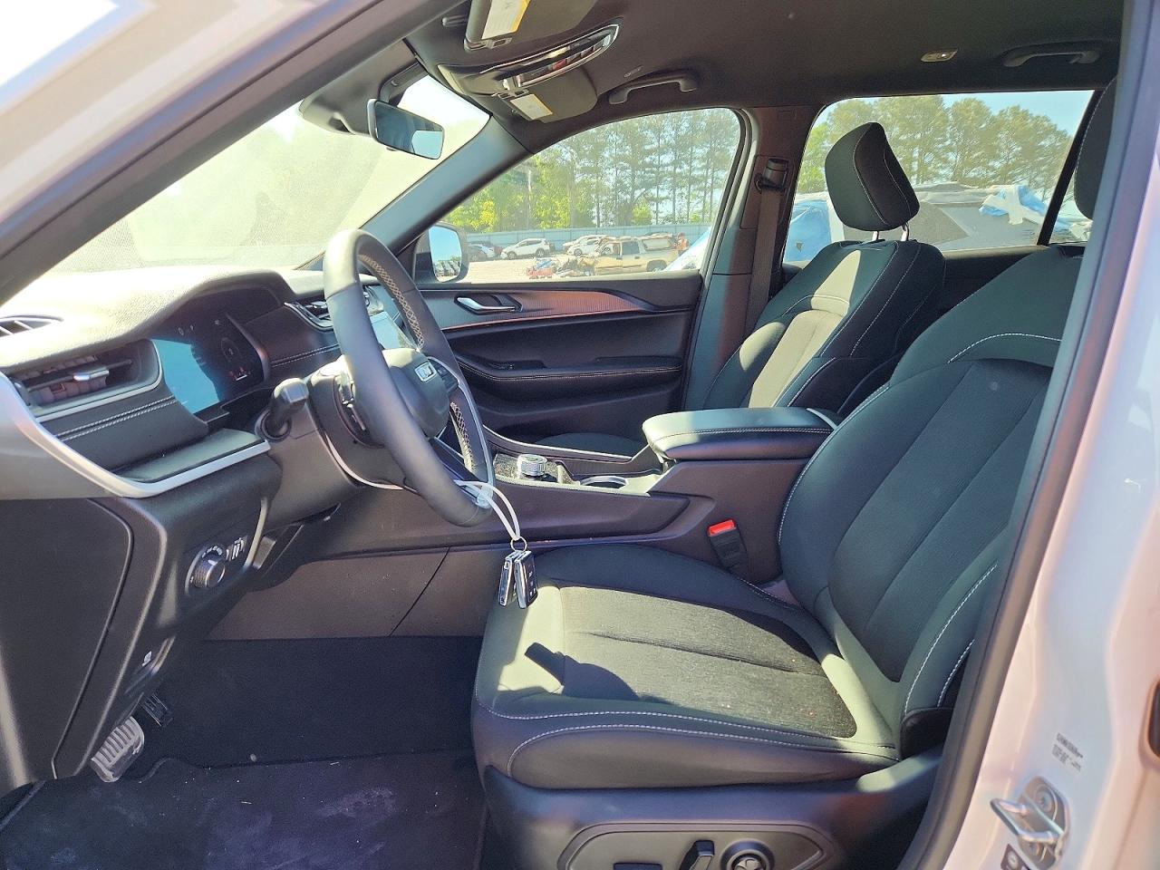Jeep Cherokee L Laredo