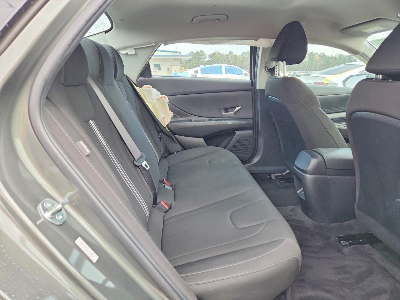 Hyundai ELANTRA Blue