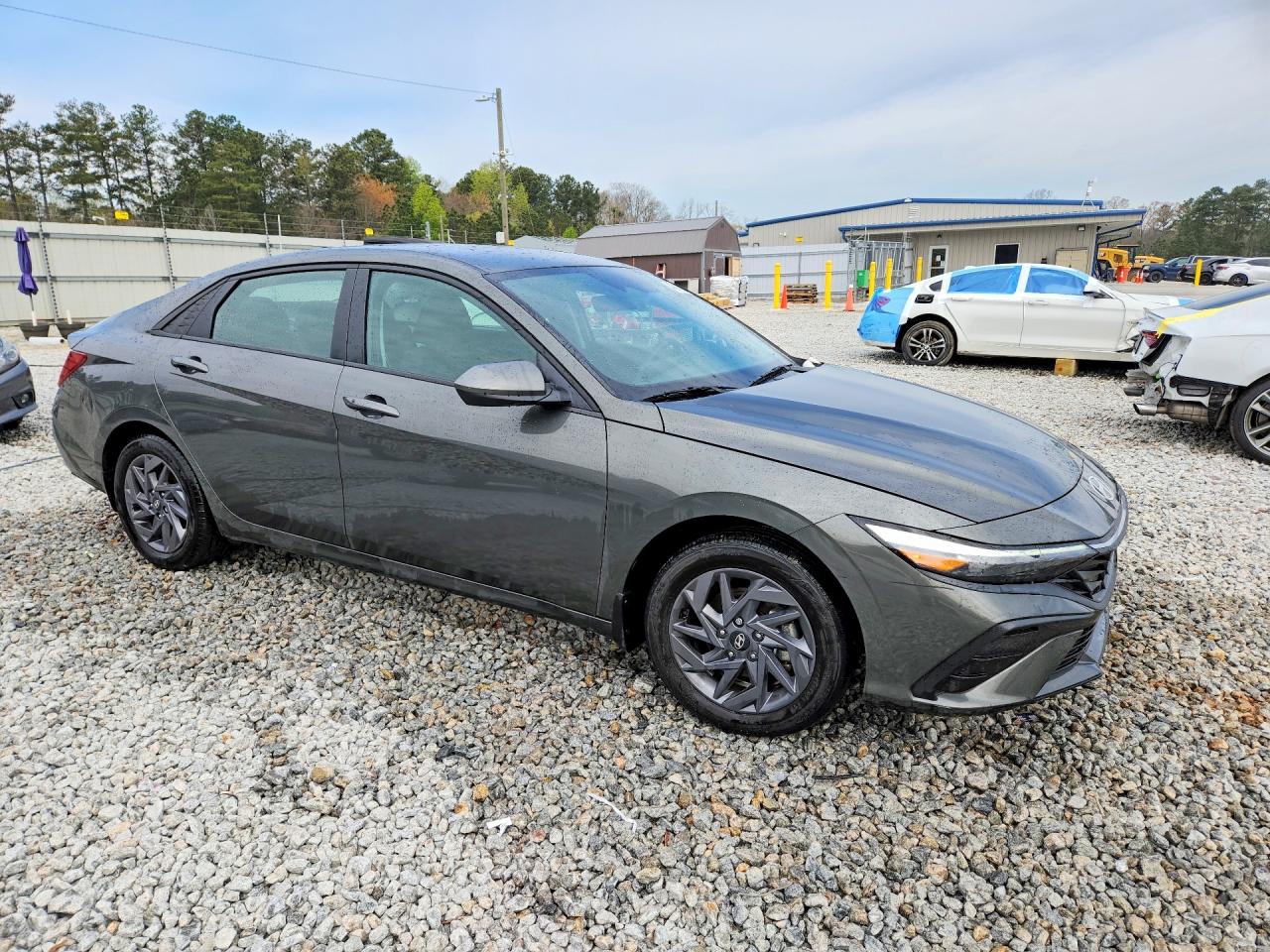 Hyundai ELANTRA Blue