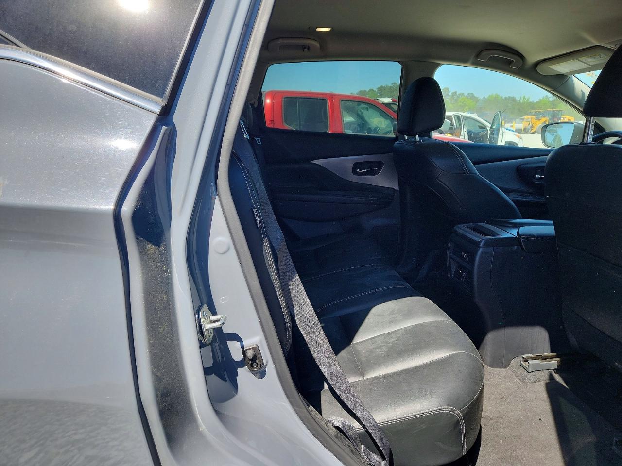 Nissan Murano Sv