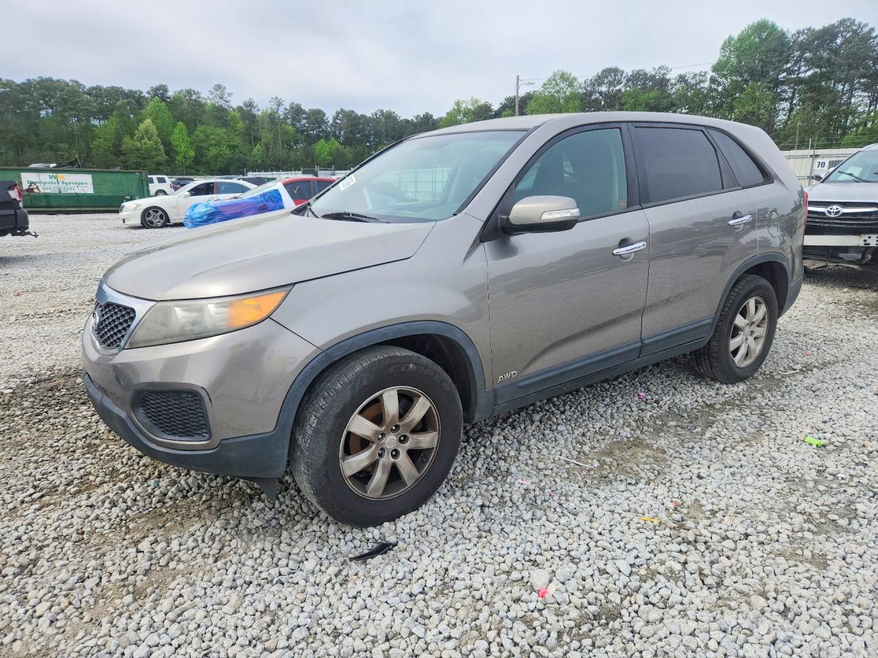 Salvage Kia Sorento Image
