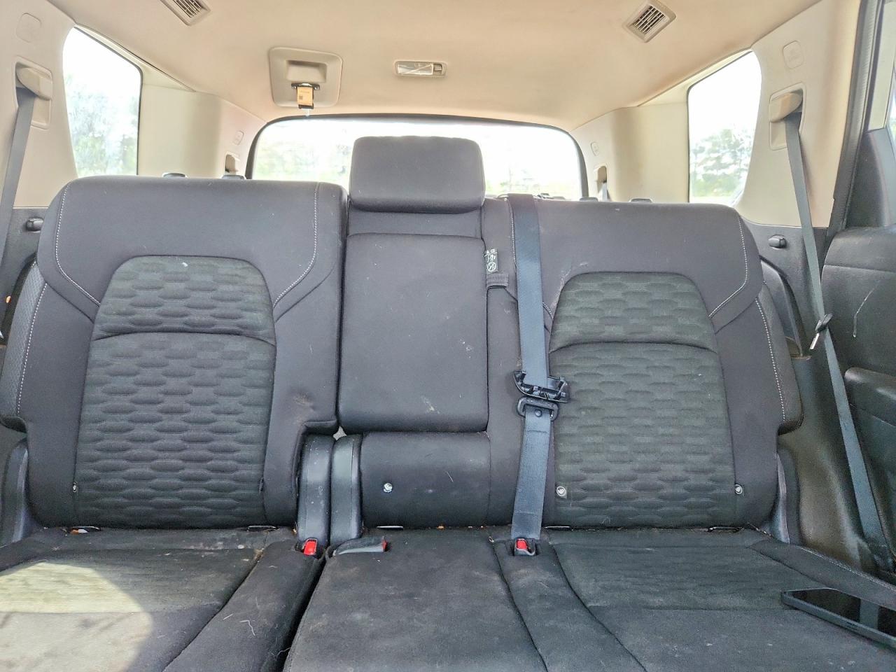 Nissan Pathfinder S