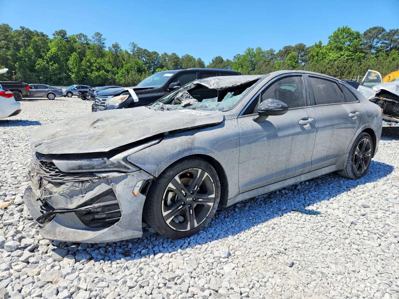 Salvage Kia K5 Image