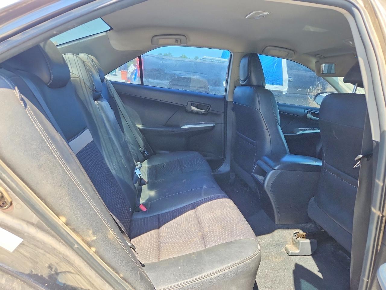 Toyota Camry Se