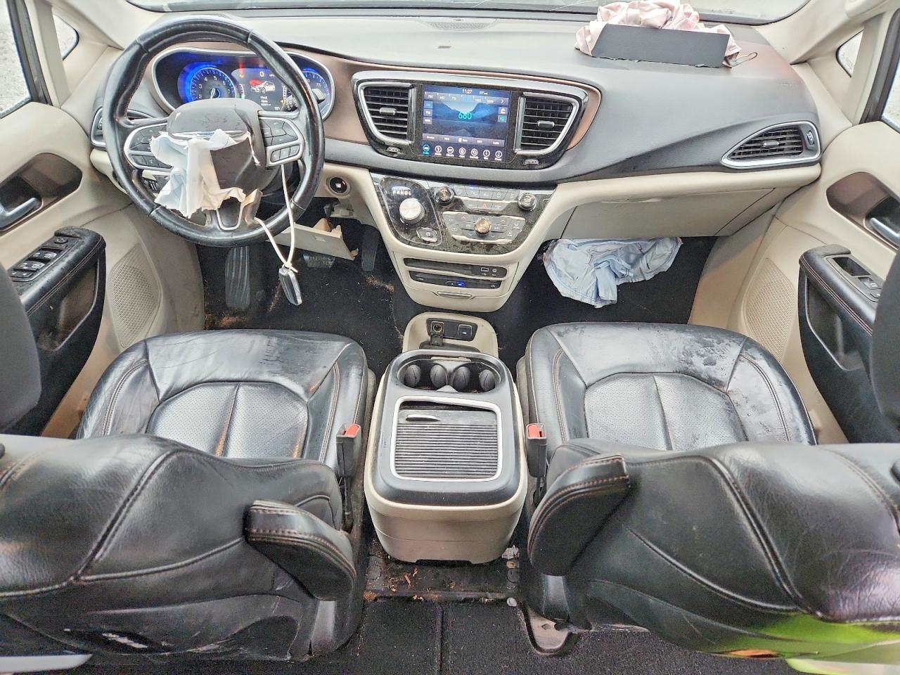 Chrysler Pacifica Touring L Plus