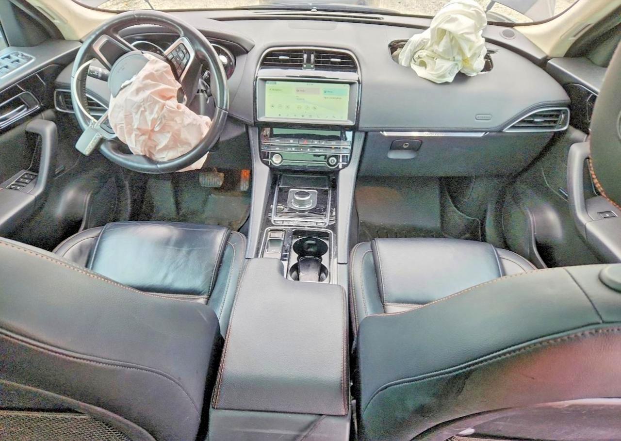 Jaguar F-PACE Prestige