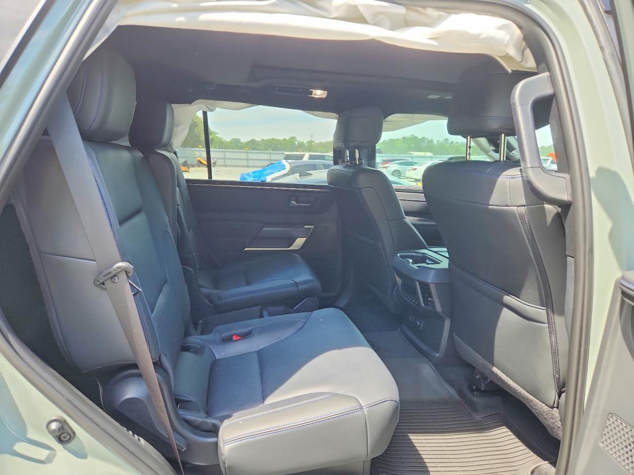 Toyota Sequoia Platinum