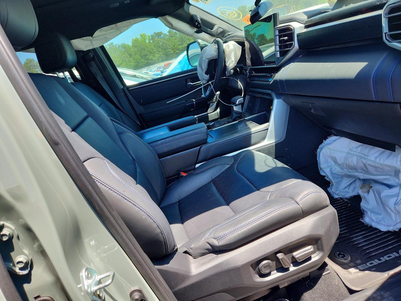 Toyota Sequoia Platinum