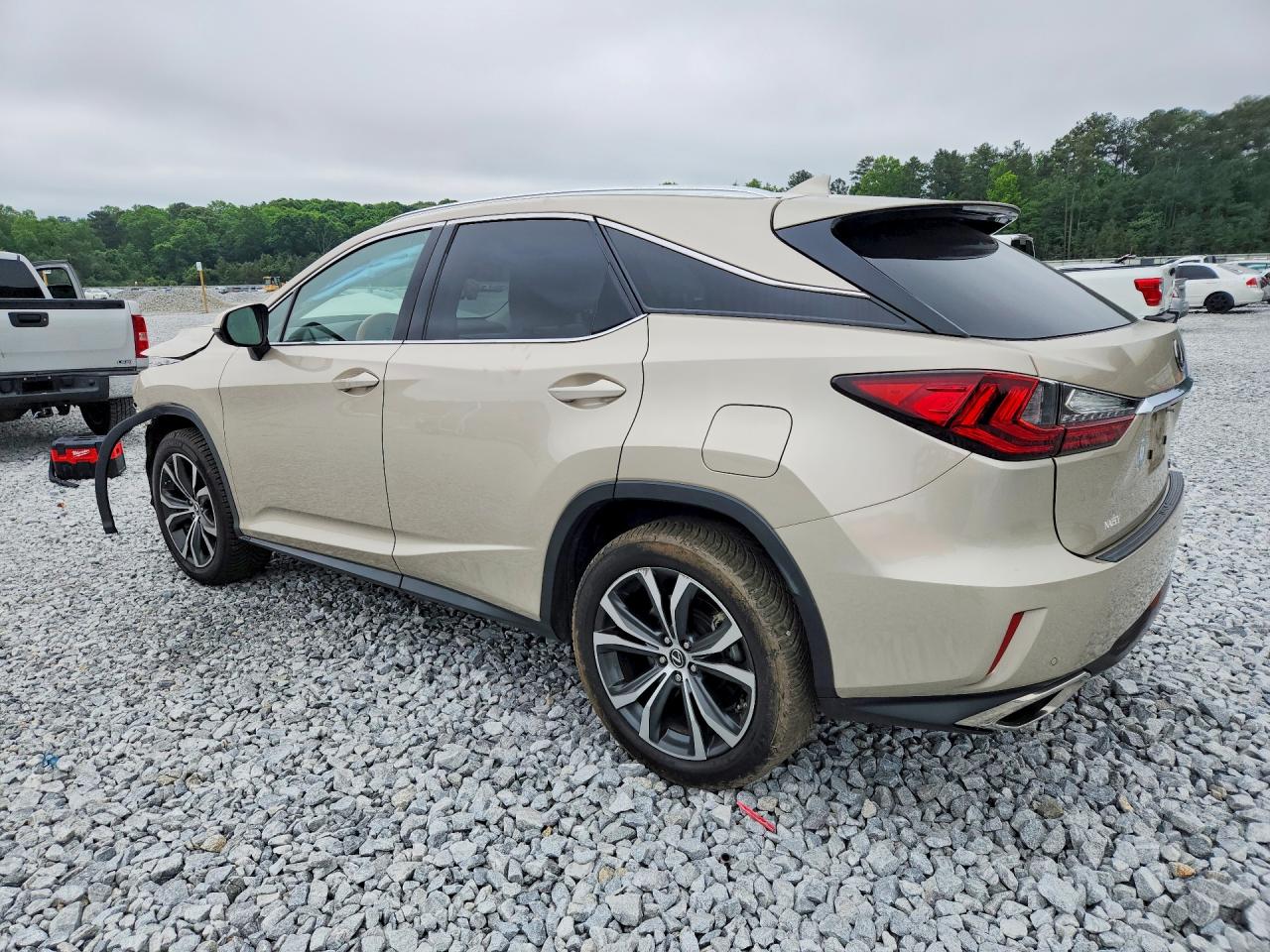 Lexus RX Base
