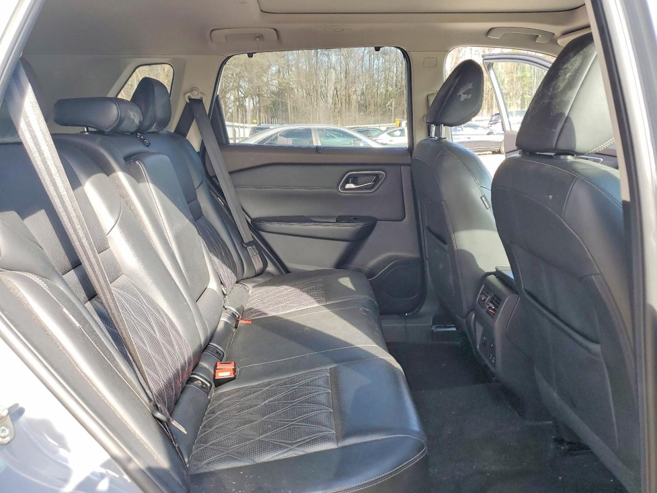 Nissan Rogue Platinum