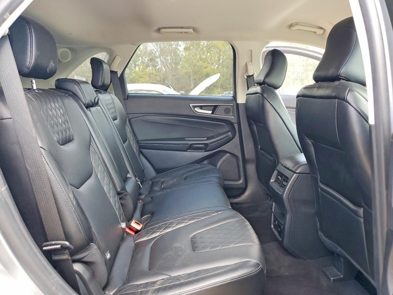 Ford Edge Titanium