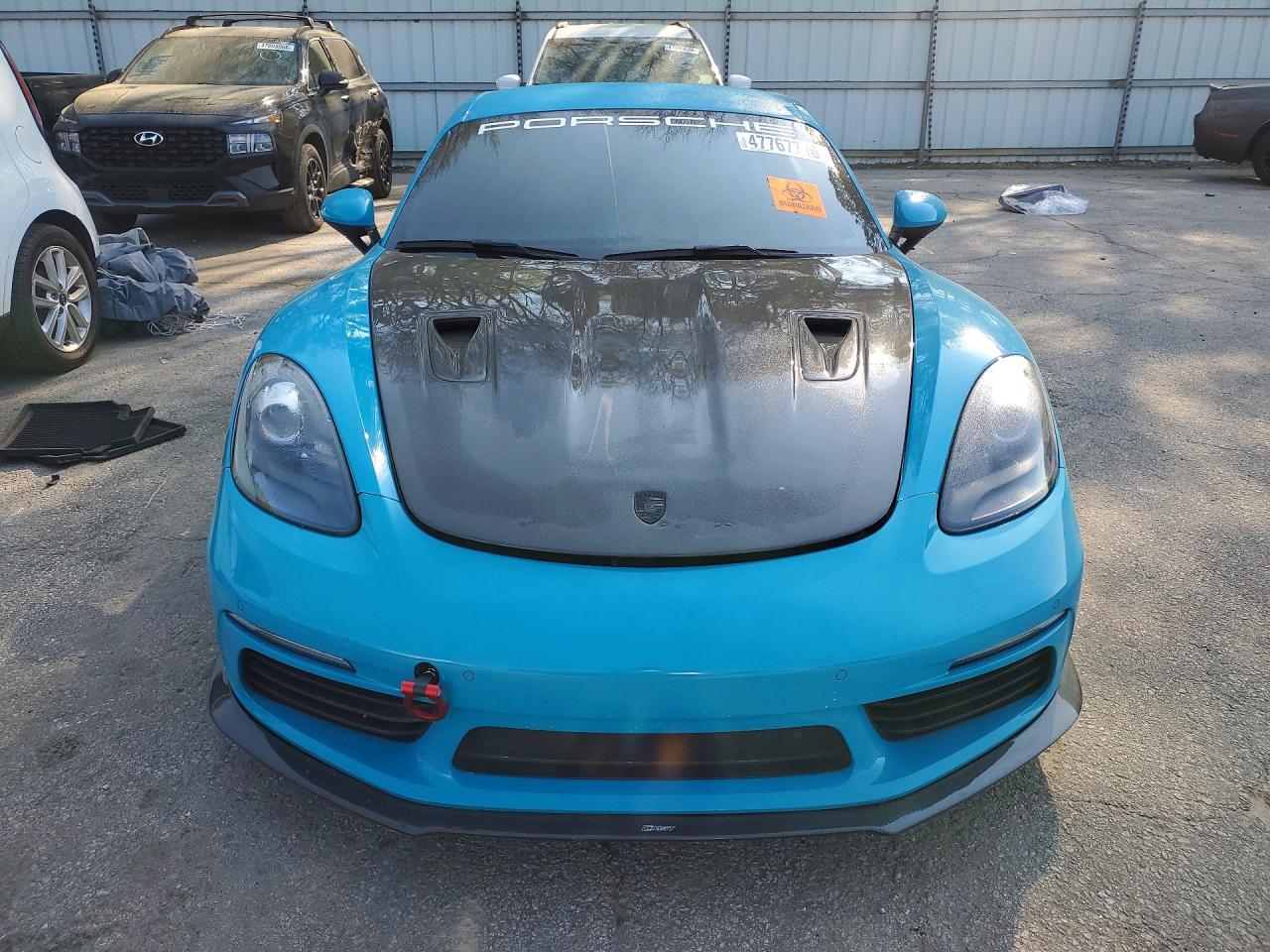 Porsche Cayman