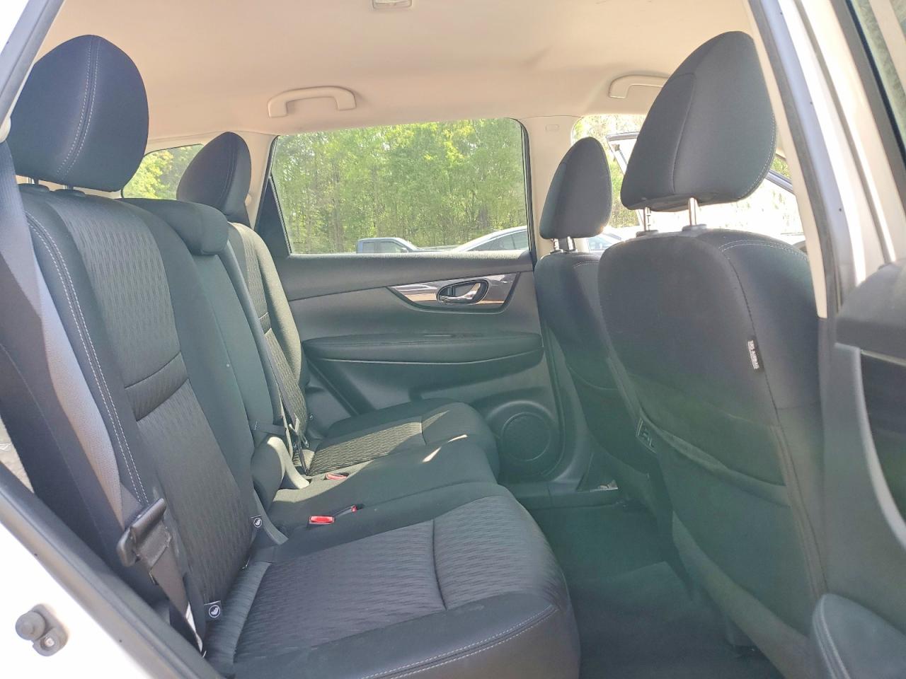 Nissan Rogue Sv