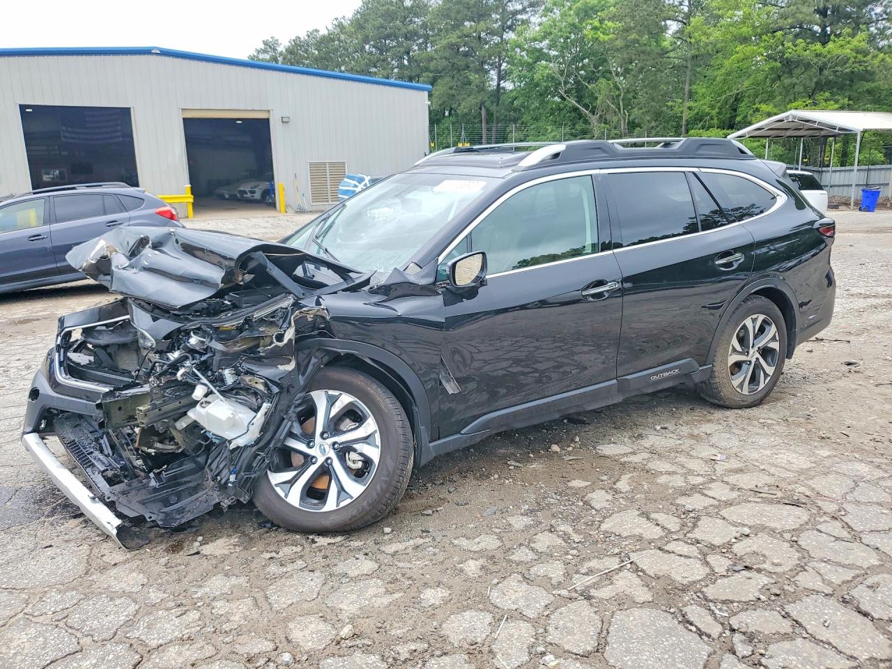 Salvage Subaru Outback Image