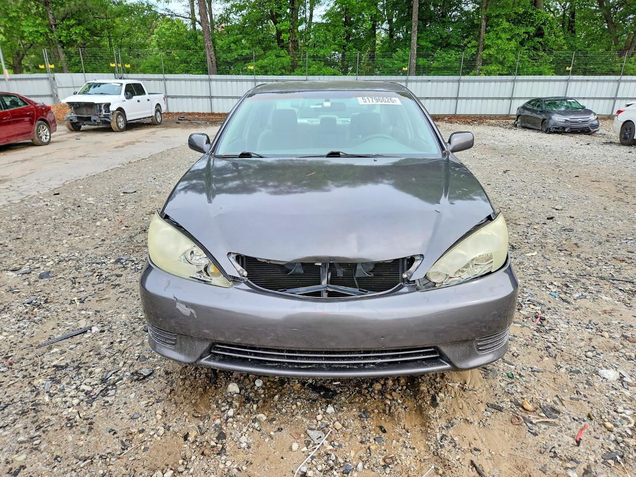 Toyota Camry Le V6