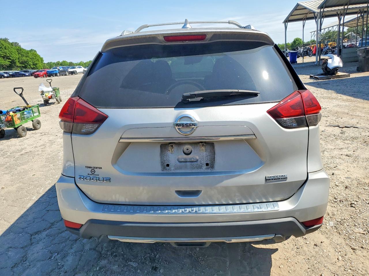 Nissan Rogue S