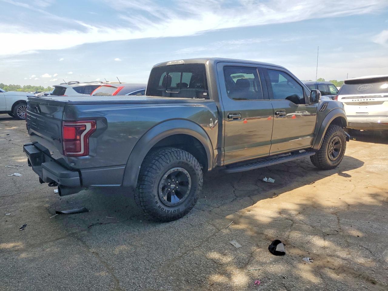Ford F-150 Raptor