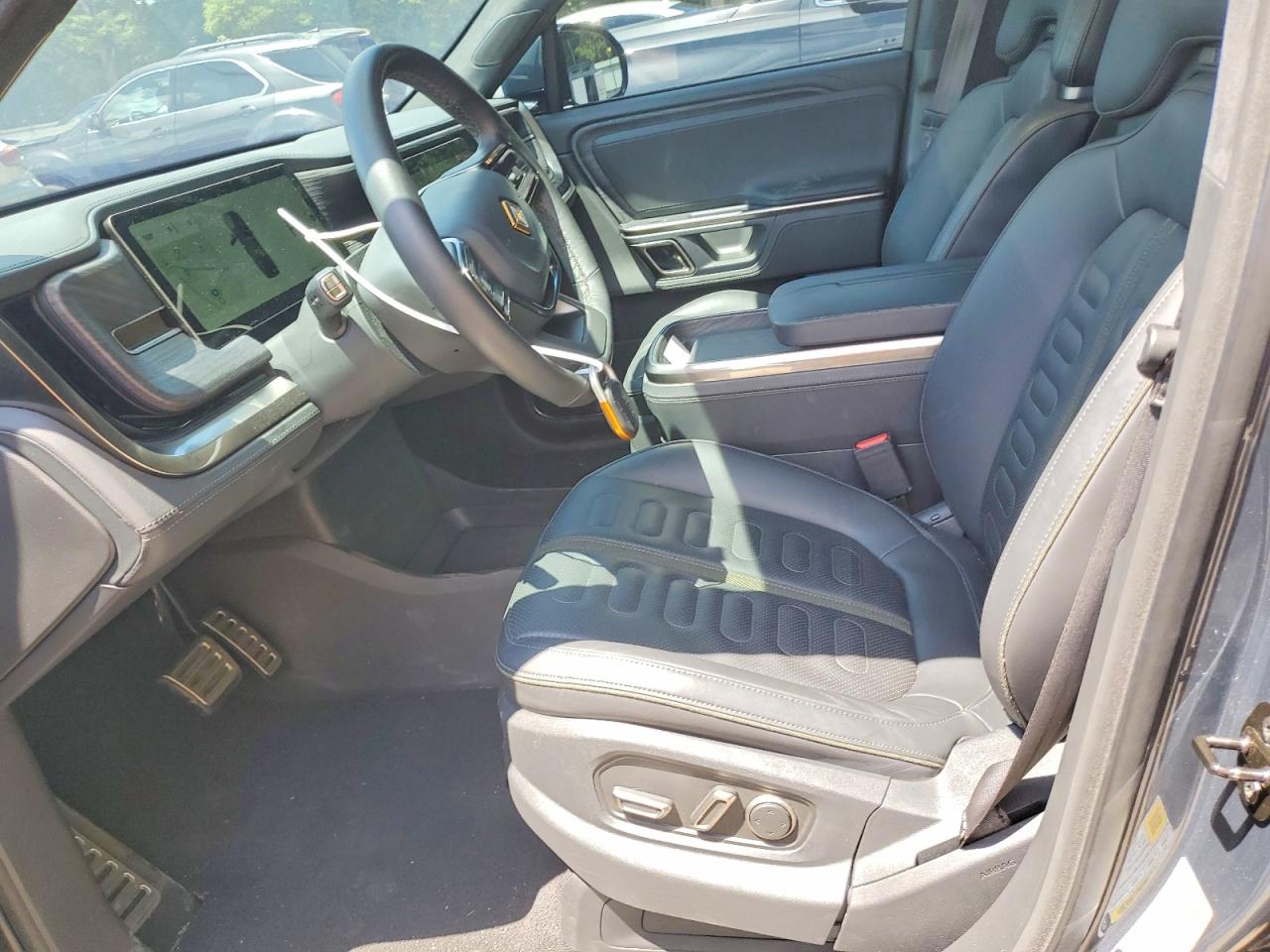 Rivian Ris Adventure