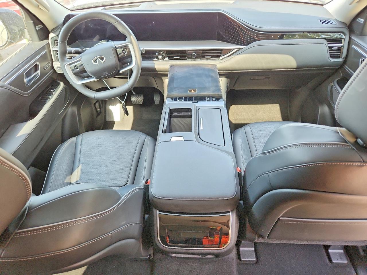 INFINITI Qx Luxe