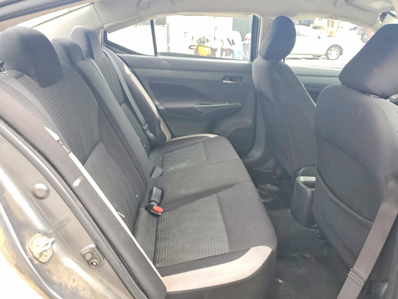 Nissan Versa Sv