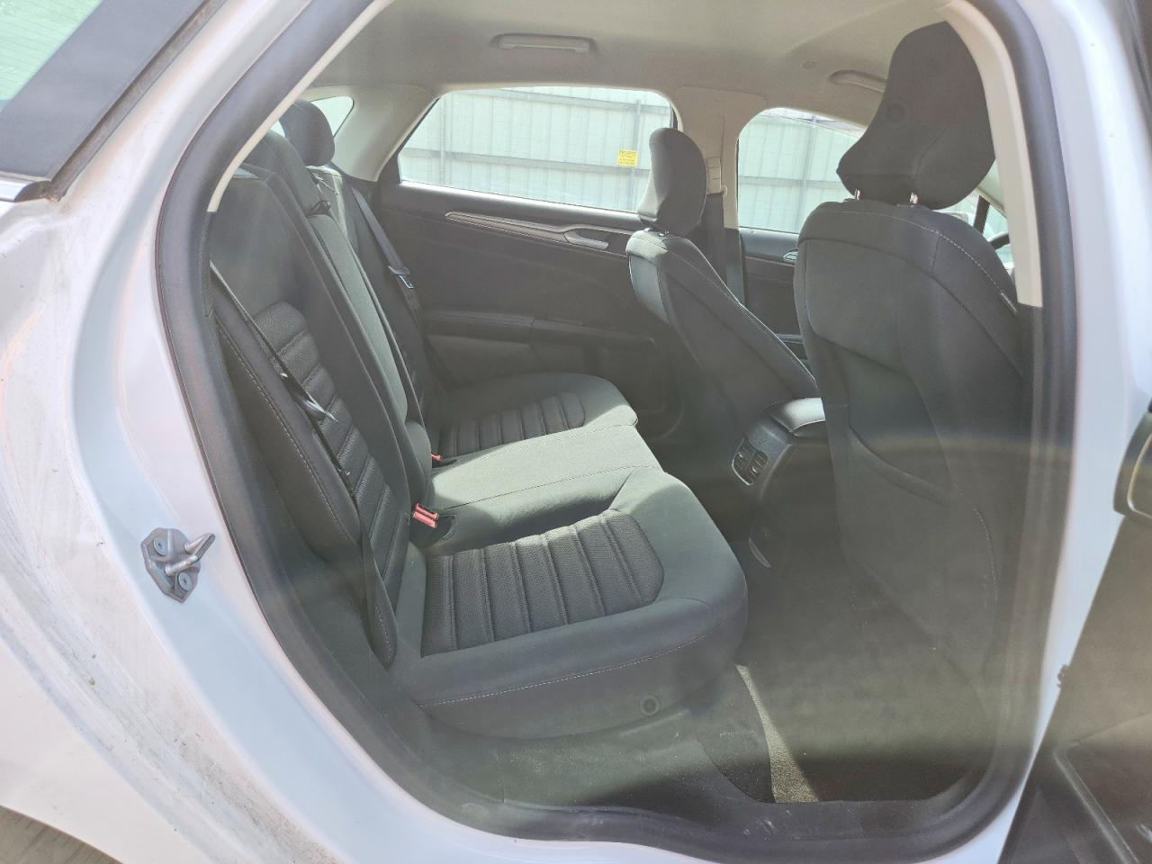 Ford Fusion Se Hybrid