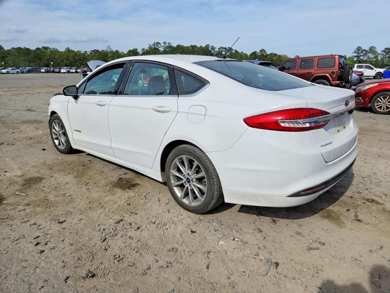 Ford Fusion Se Hybrid