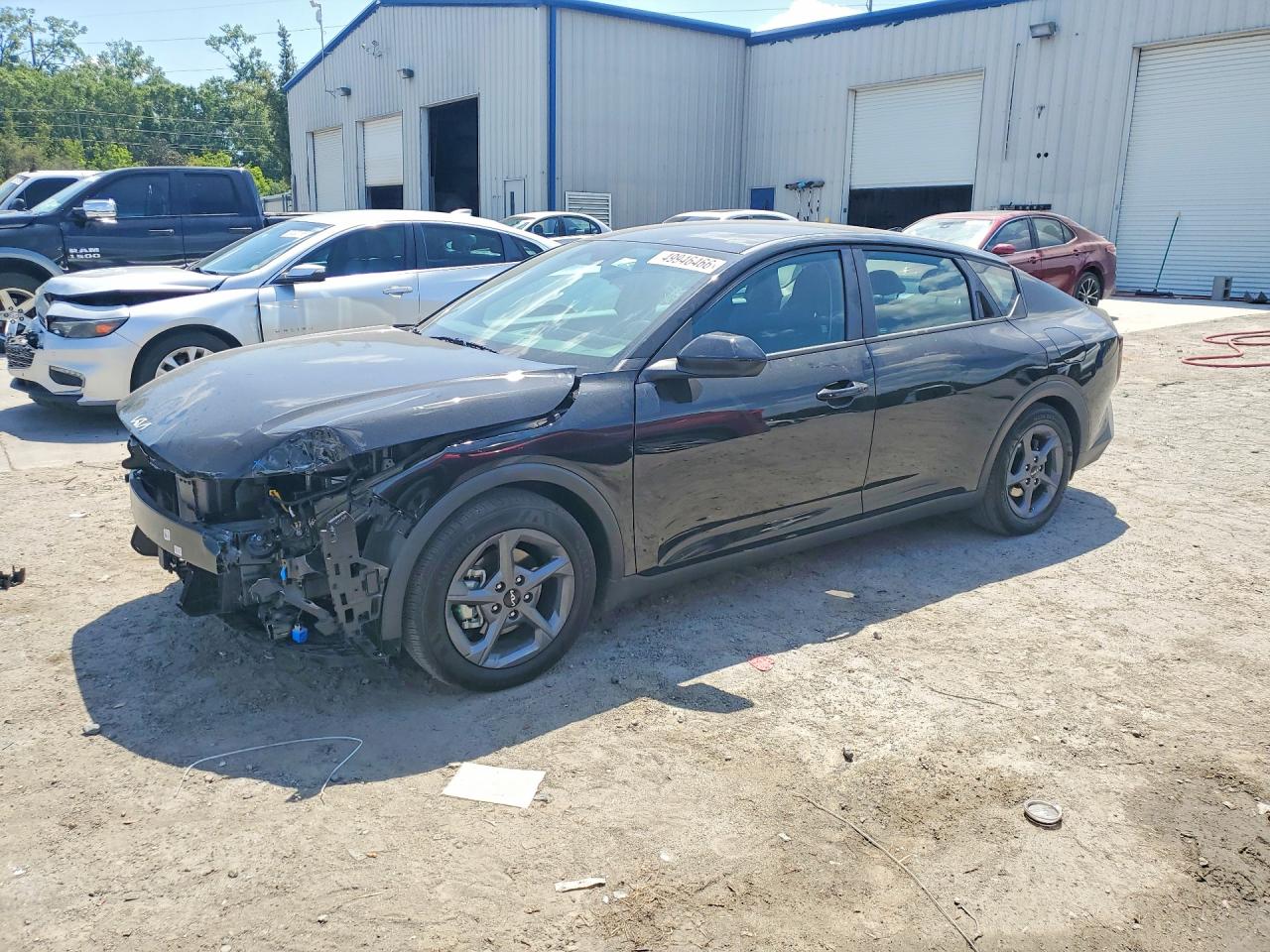 Salvage Kia K4 Image