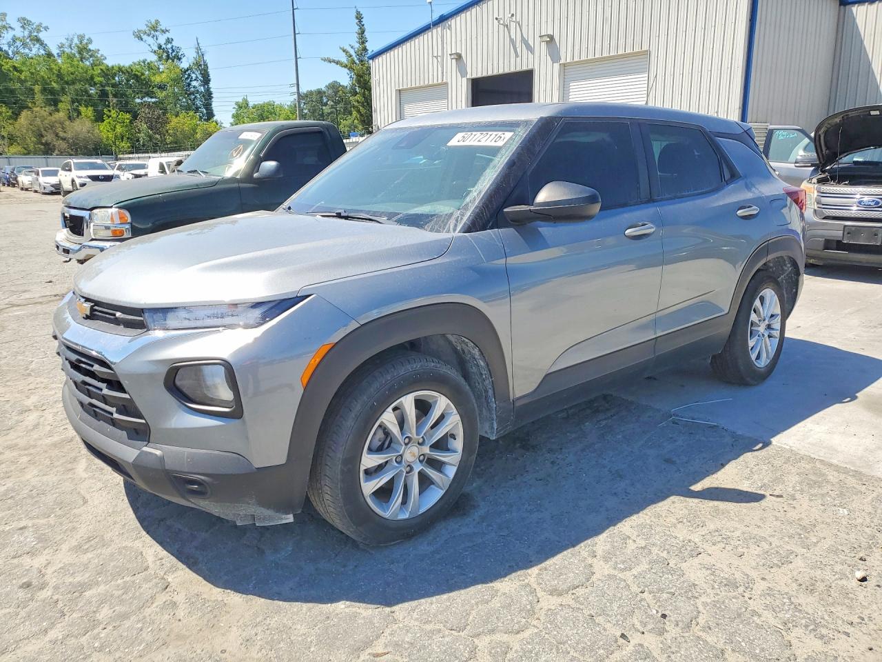 Salvage Chevrolet Trailblaze Image