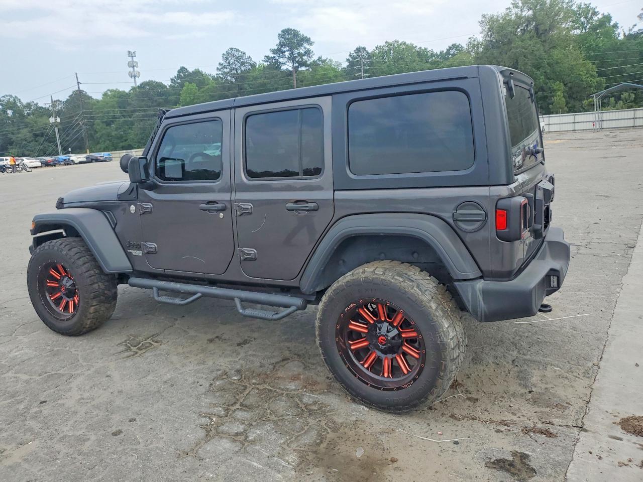 Jeep Wrangler Sport