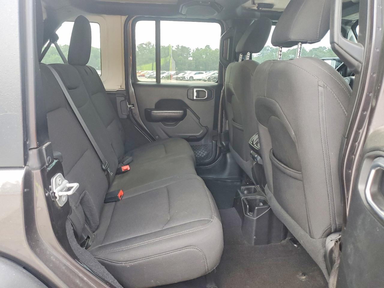 Jeep Wrangler Sport