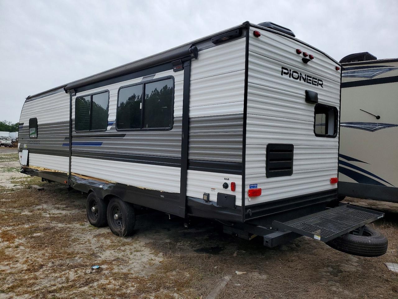 Pioneer Travel Tra