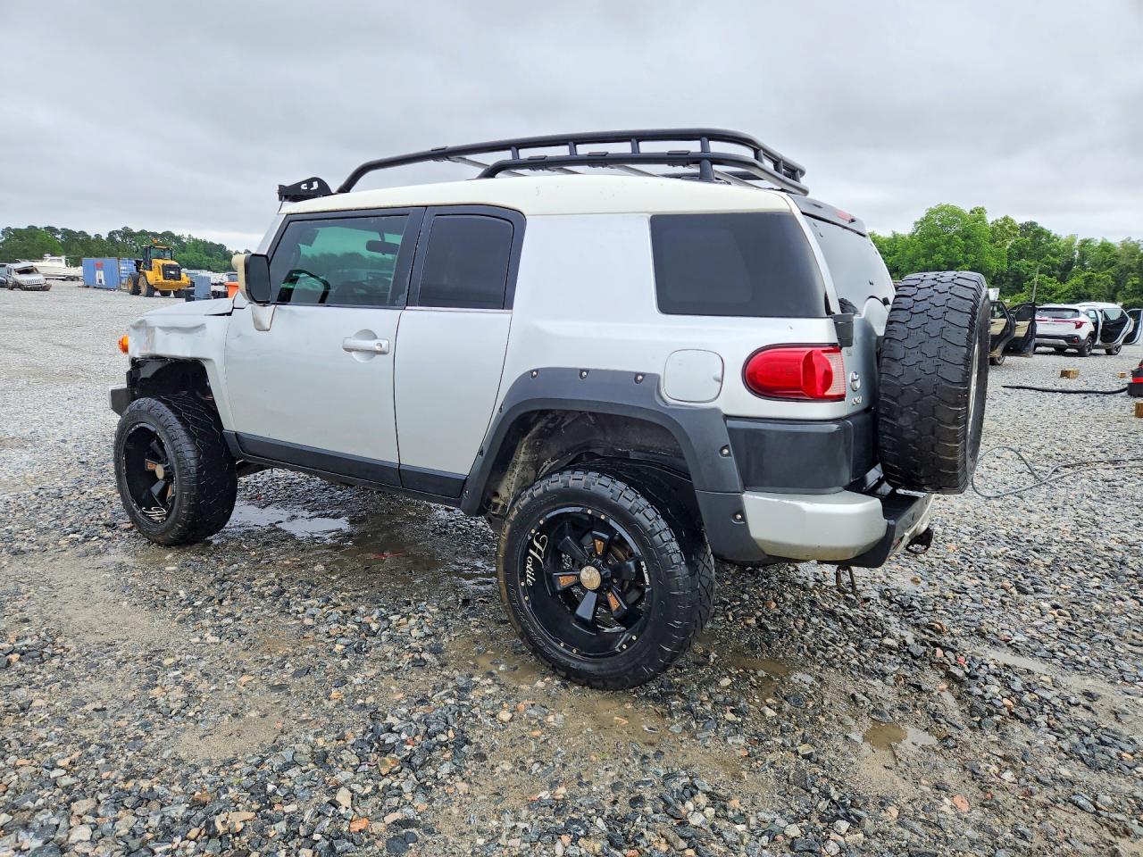 Toyota FJ Cruiser Base