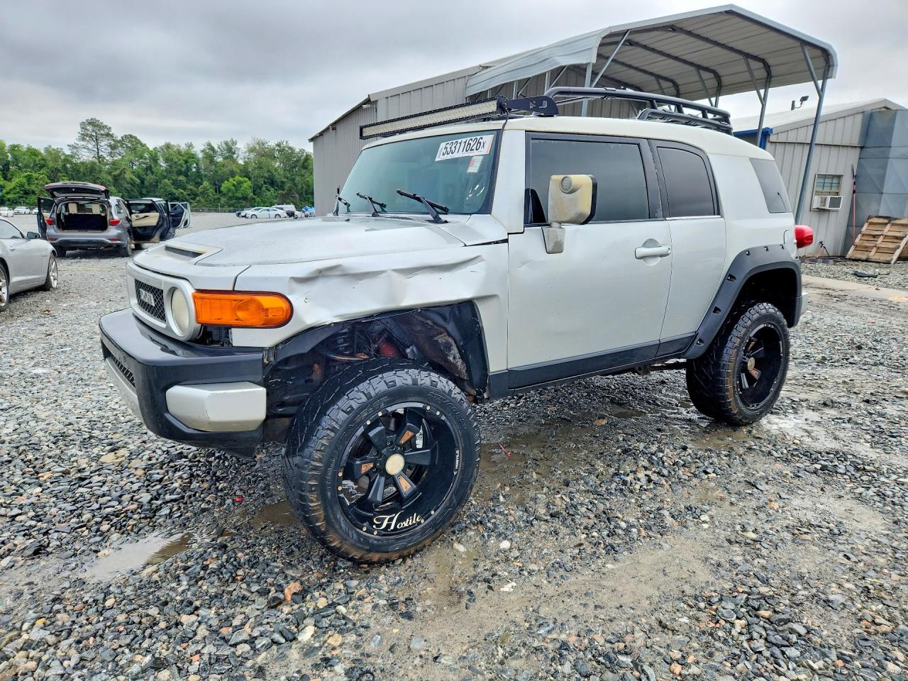 Salvage Toyota FJ Cruiser Image