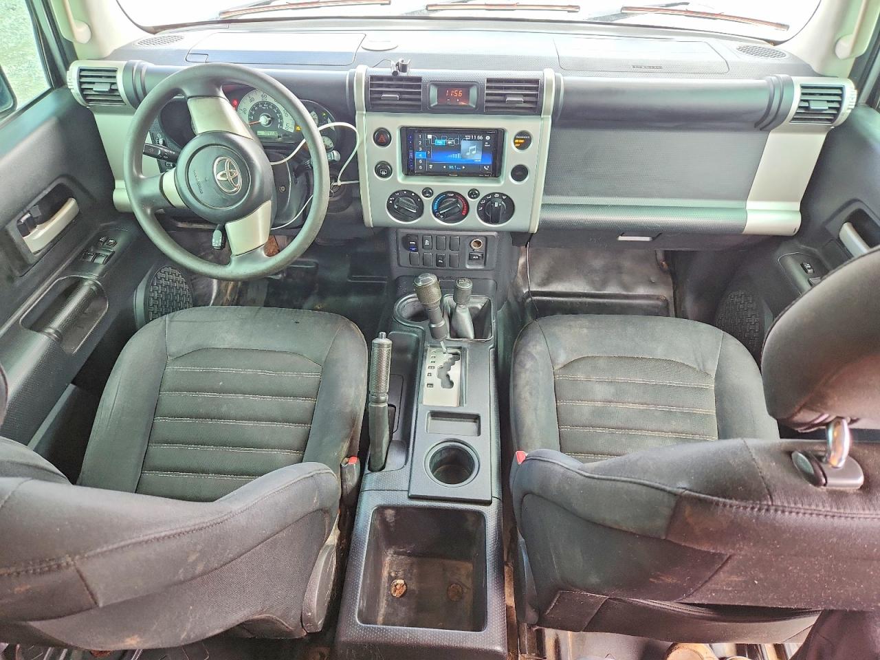 Toyota FJ Cruiser Base