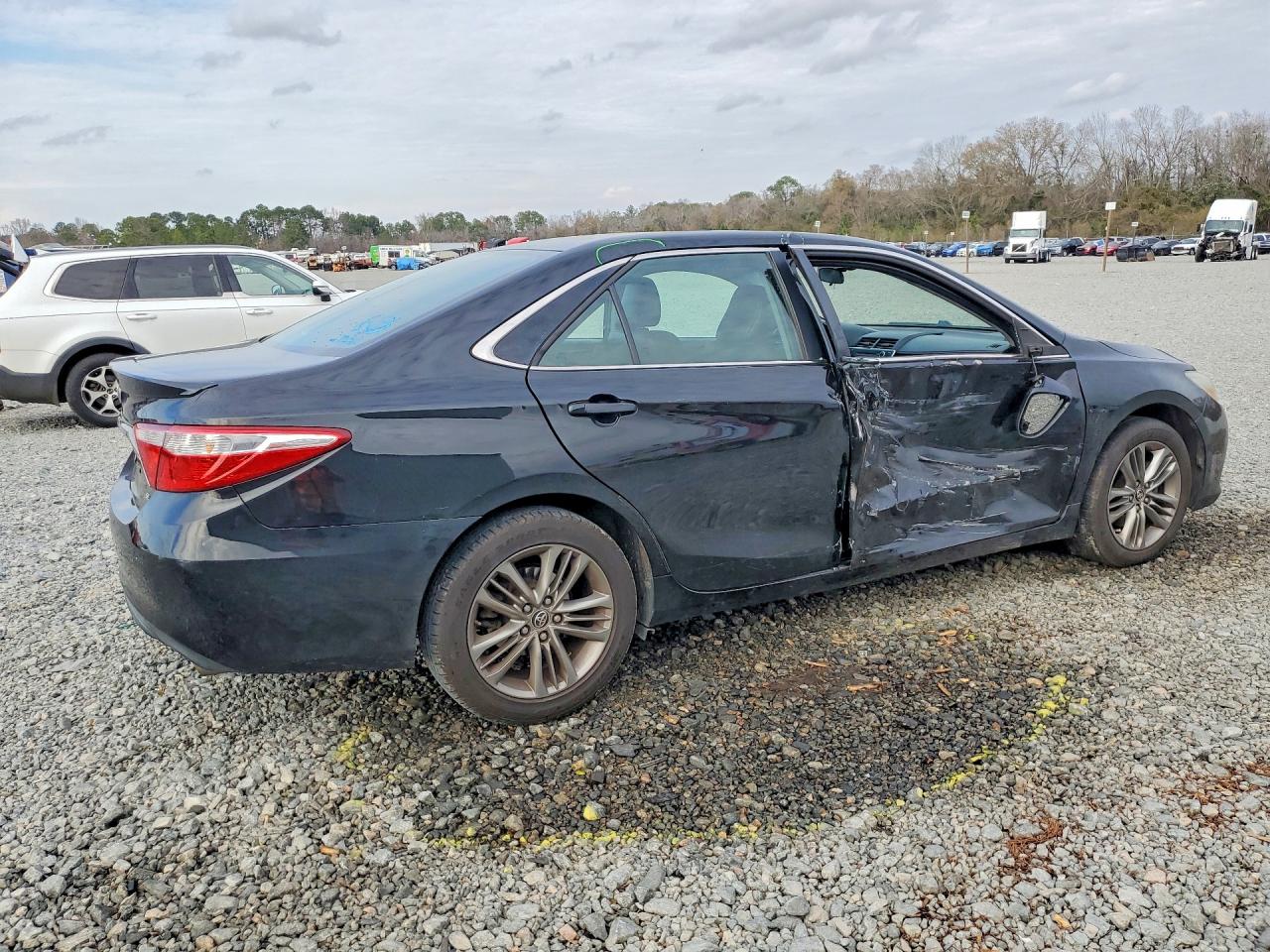 Toyota Camry Se