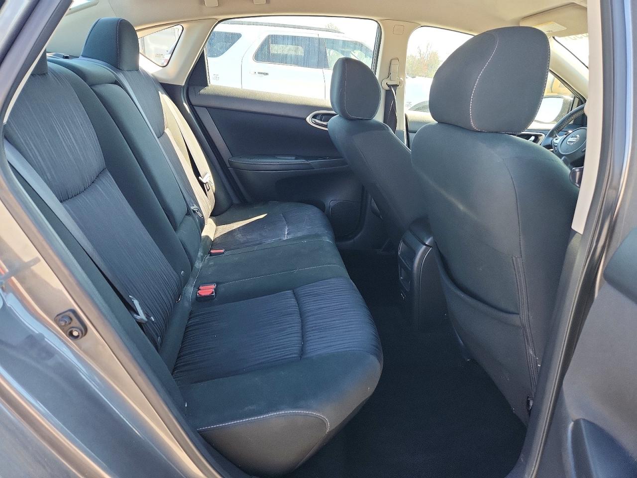 Nissan Sentra S