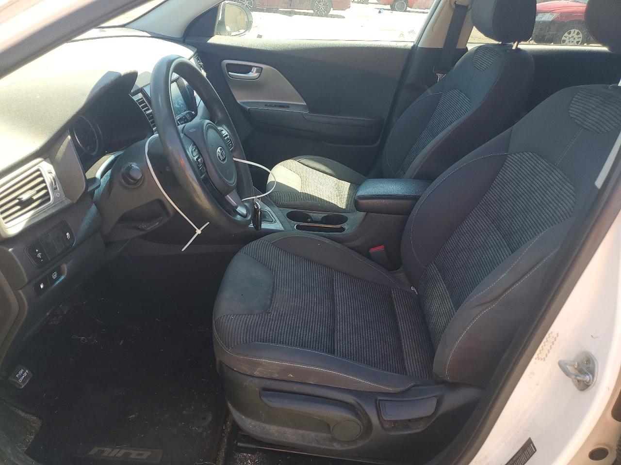 Kia Niro Lx