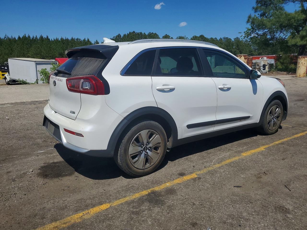 Kia Niro Lx