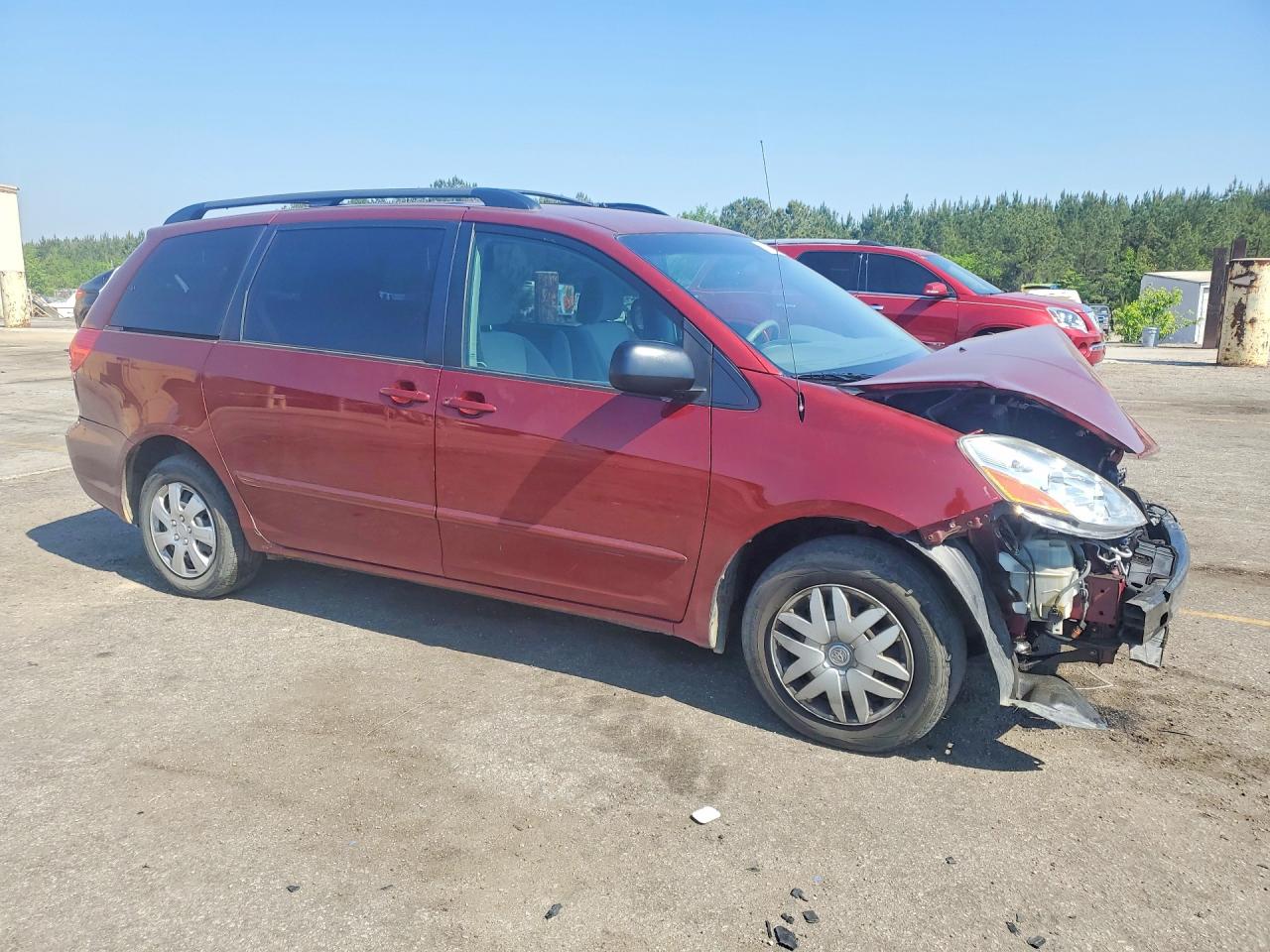 Toyota Sienna Le 7-passenger
