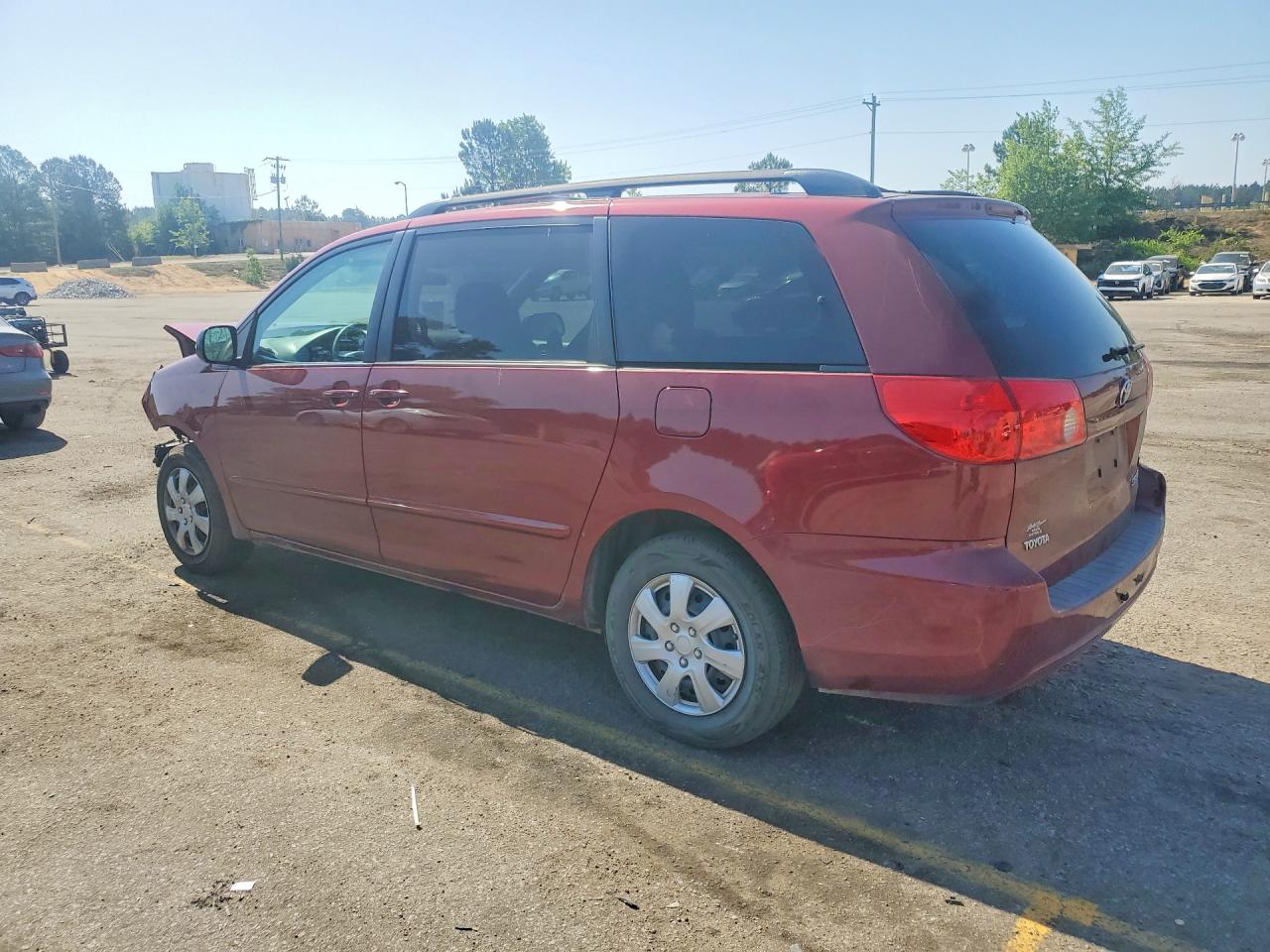 Toyota Sienna Le 7-passenger